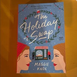 The Holiday Swap by Maggie Knox Paperback